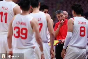 媒体人：很久没为中国男篮热泪盈眶 他们留下一次经典亚洲杯之旅